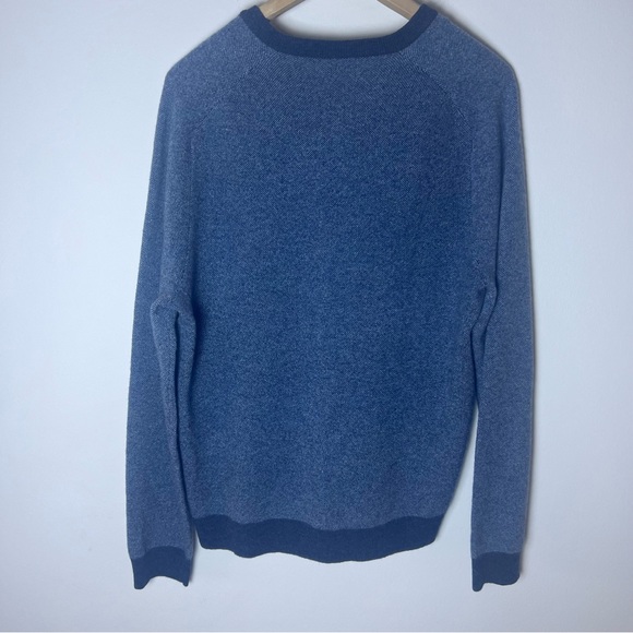 Express Men’s Wool and Cashmere Blend - V Neck Sweater - Two Toned Blue -Size L - Picture 5 of 8